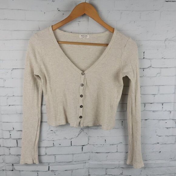 HEART & HIPS TAN LONG SLEEVE V NECK RIBBED BUTTON DOWN CROP TOP SIZE MEDIUM - Picture 1 of 6
